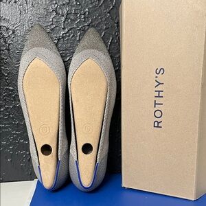 NWT Rothy's Silver Gray metallic  Women's Flats